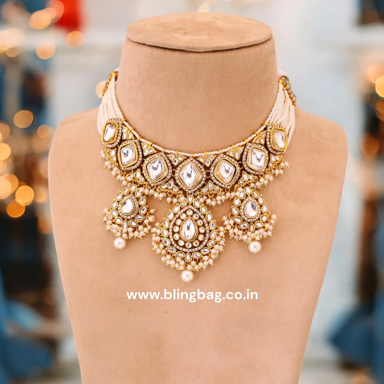 Ivory Bhavya Kundan Jewellery Set - Image 2