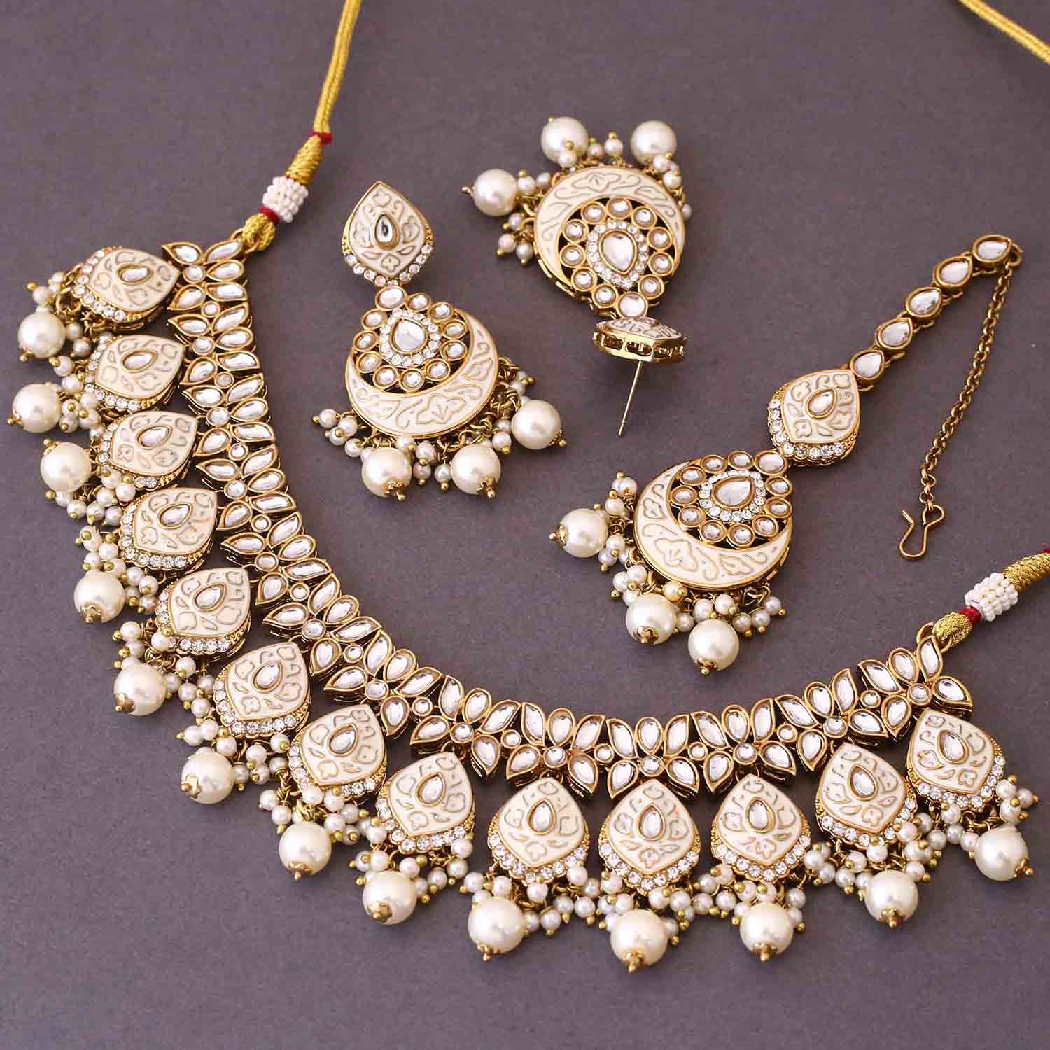 Ivory Dharvi Kundan Jewellery Set - Image 4