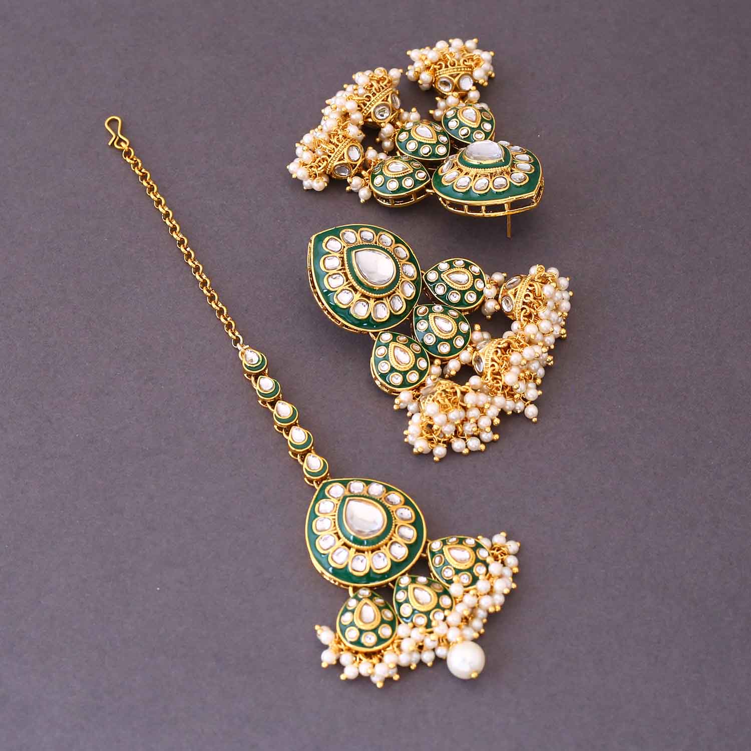 Ivory Guduchi Maang Tikka Set - Image 4