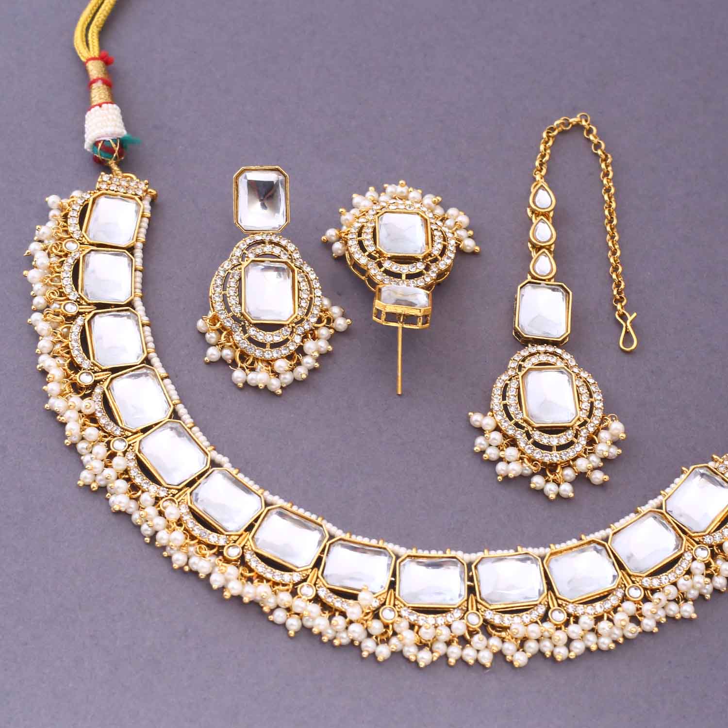 Ivory Jinah Kundan Jewellery Set - Image 4
