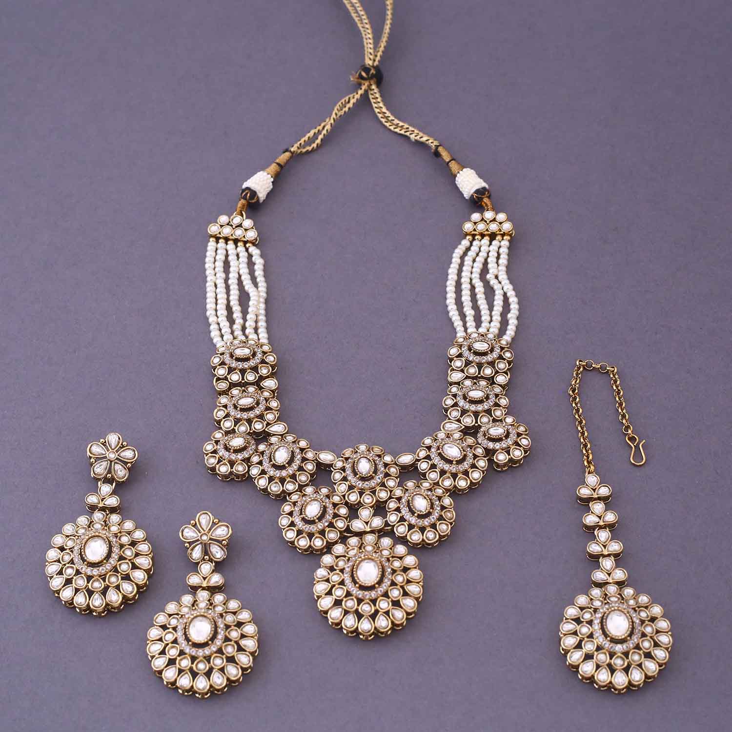 Ivory Merri Kundan Jewellery Set - Image 3