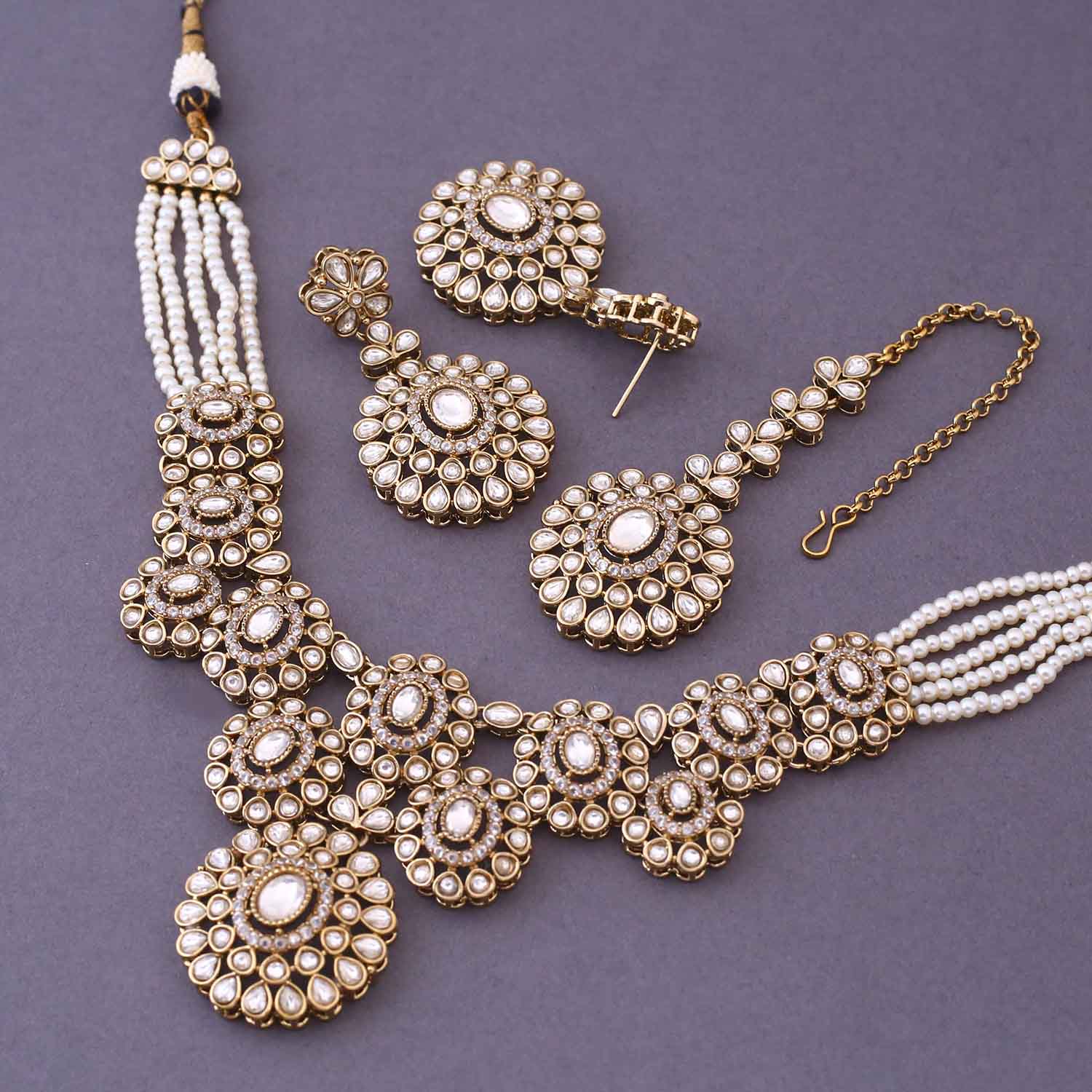 Ivory Merri Kundan Jewellery Set - Image 4