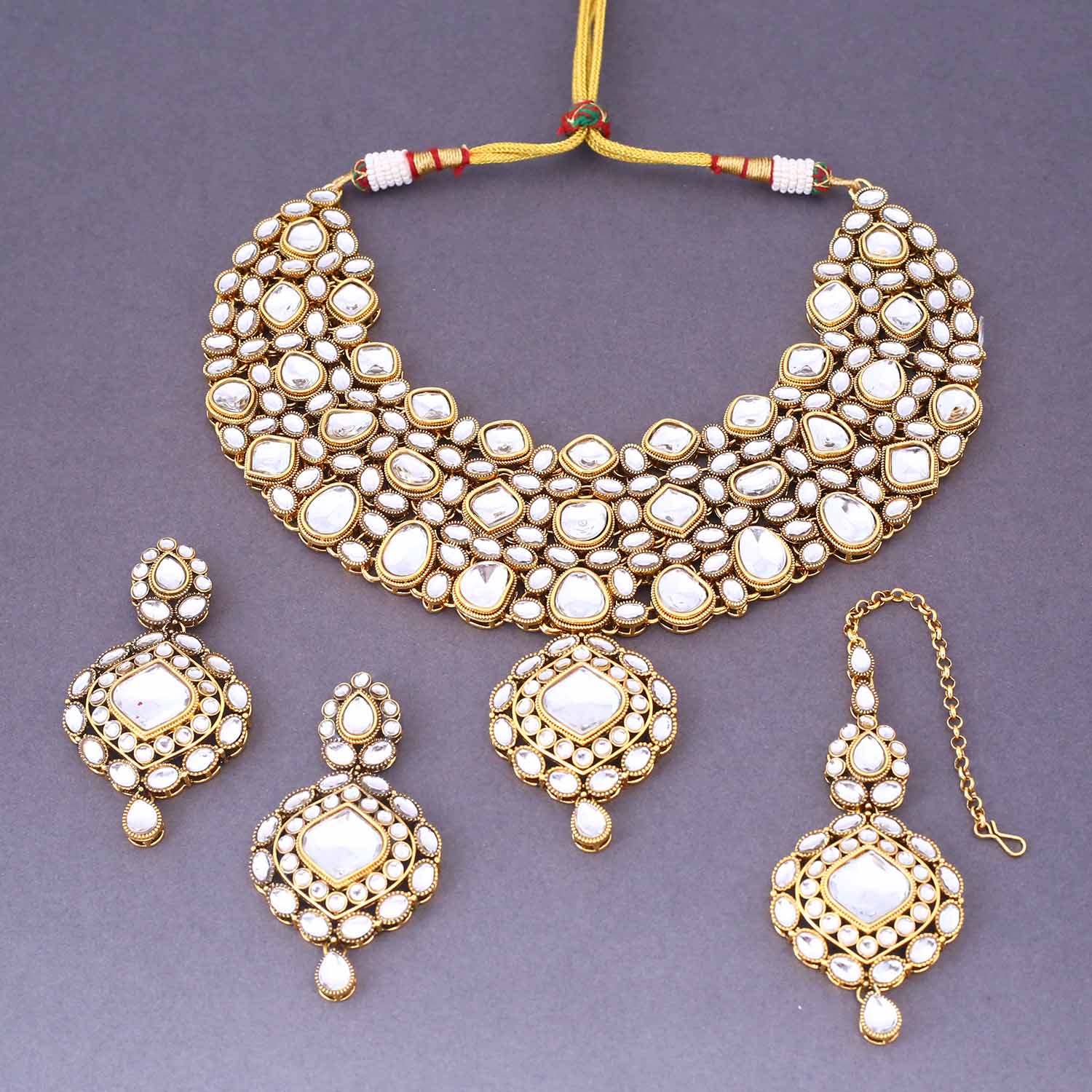 Ivory Priyamvada Kundan Jewellery Set - Image 3