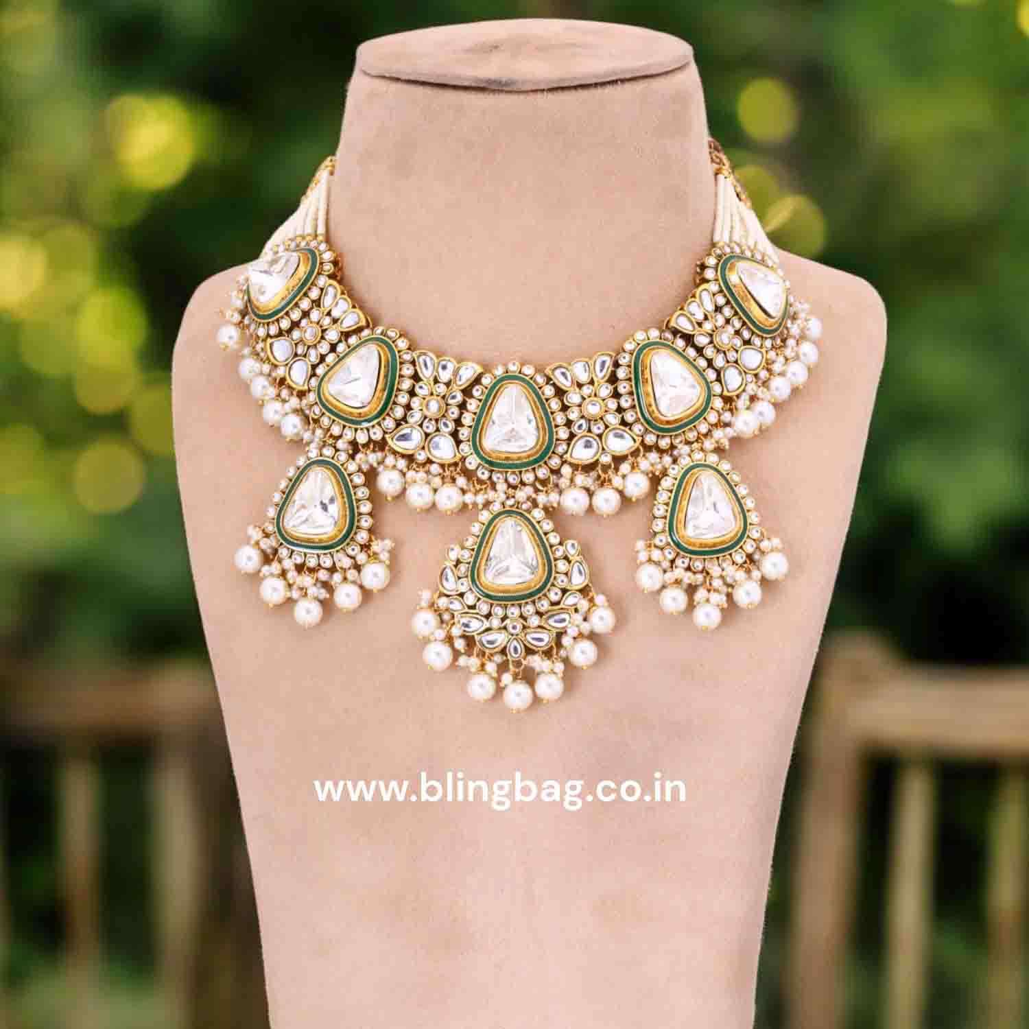 Ivory Runali Kundan Jewellery Set - Image 2