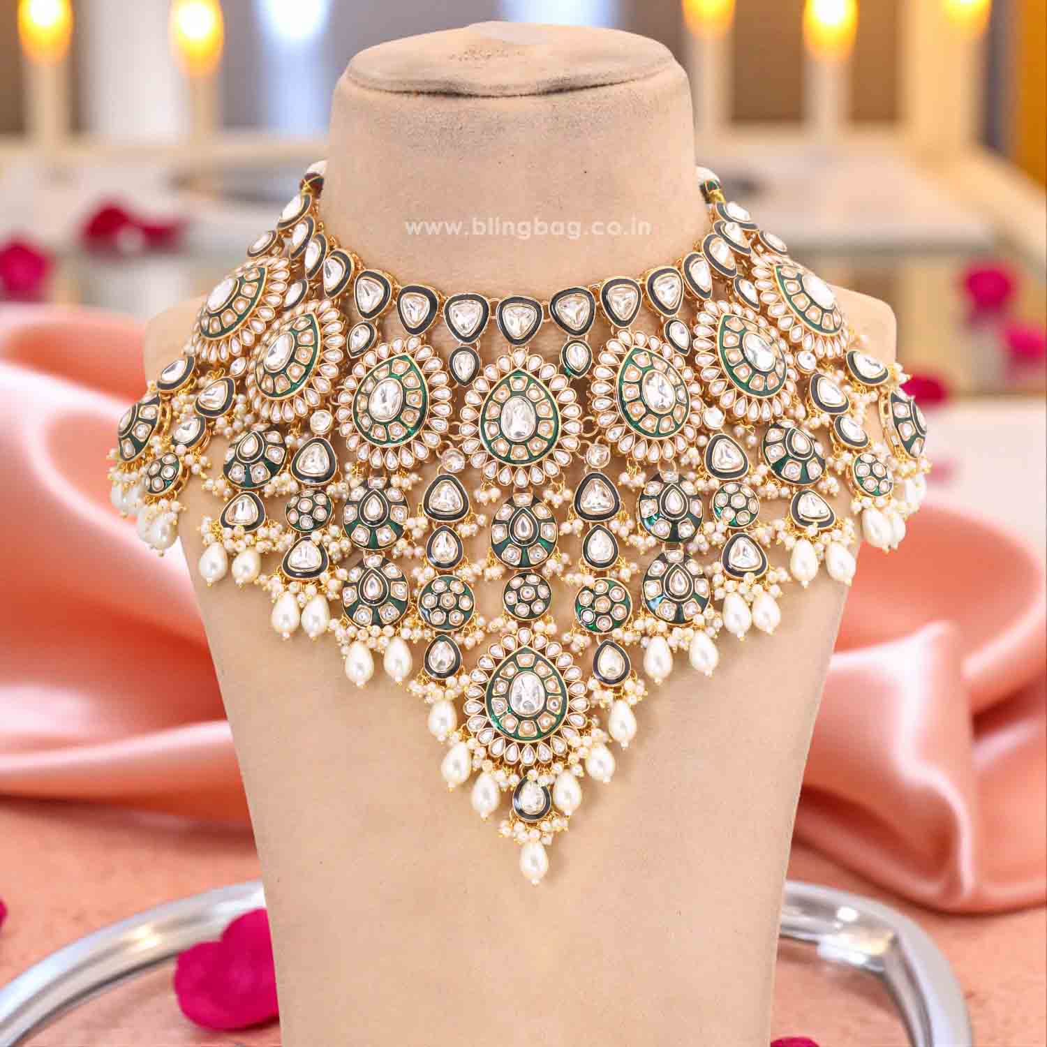 Ivory Saadhvi Kundan Jewellery Set - Image 3