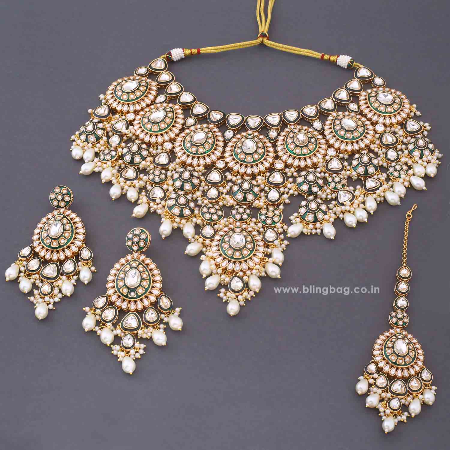 Ivory Saadhvi Kundan Jewellery Set - Image 5