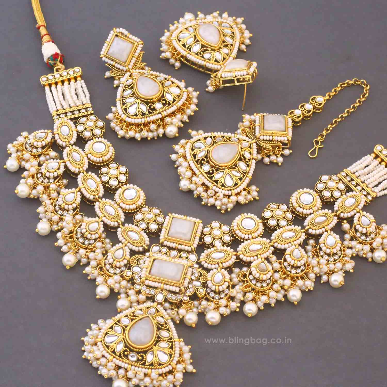 Ivory Sarala Kundan Jewellery Set - Image 5