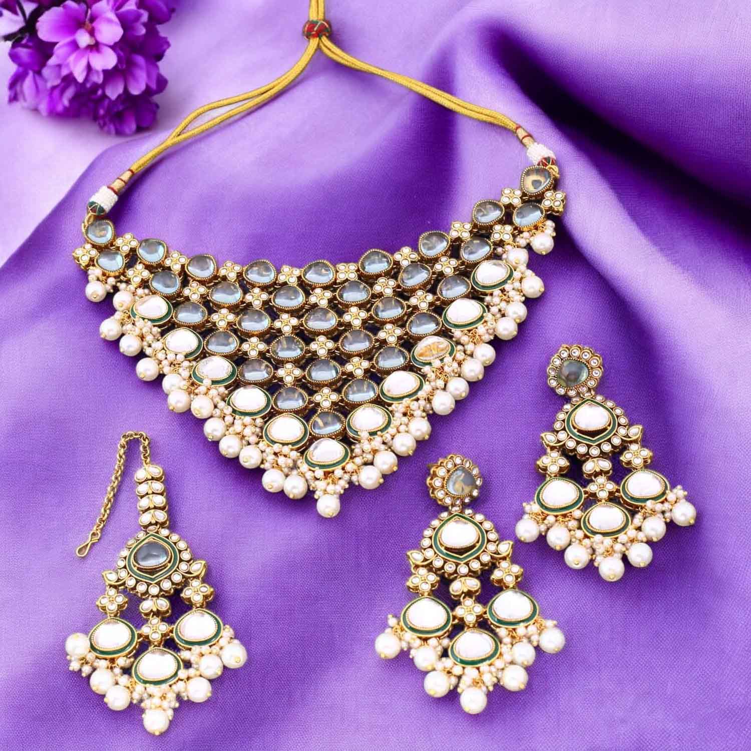Ivory Shiyana Kundan Jewellery Set
