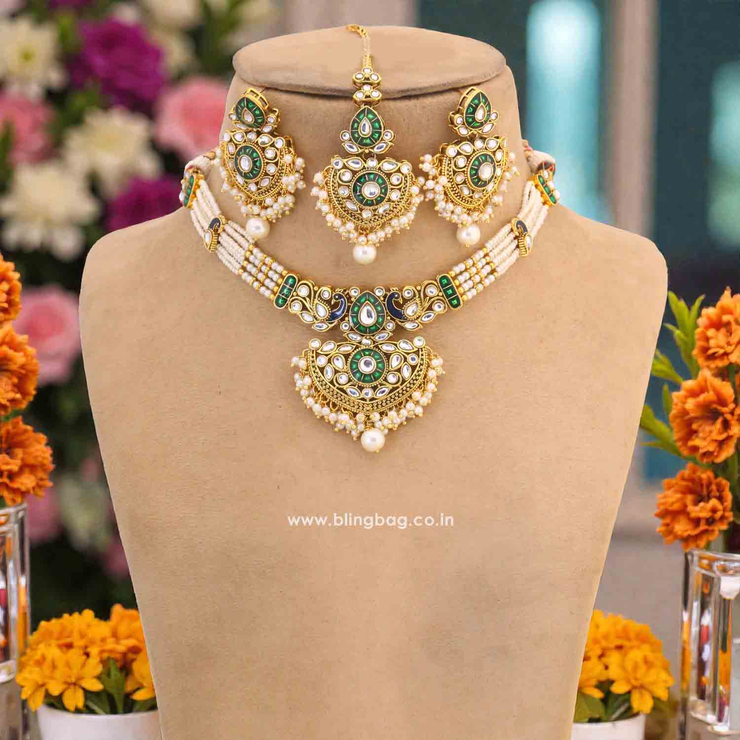 Ivory Suvitha Kundan Jewellery Set - Image 3