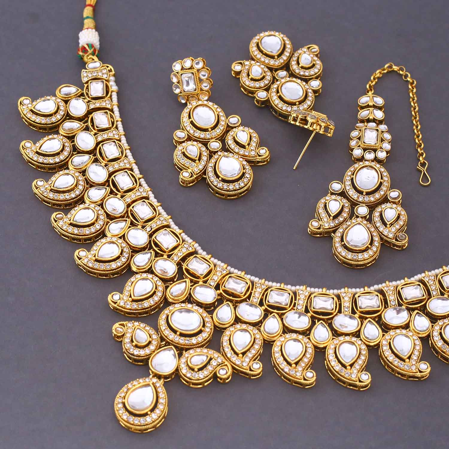 Ivory Swaragh Kundan Jewellery Set - Image 4