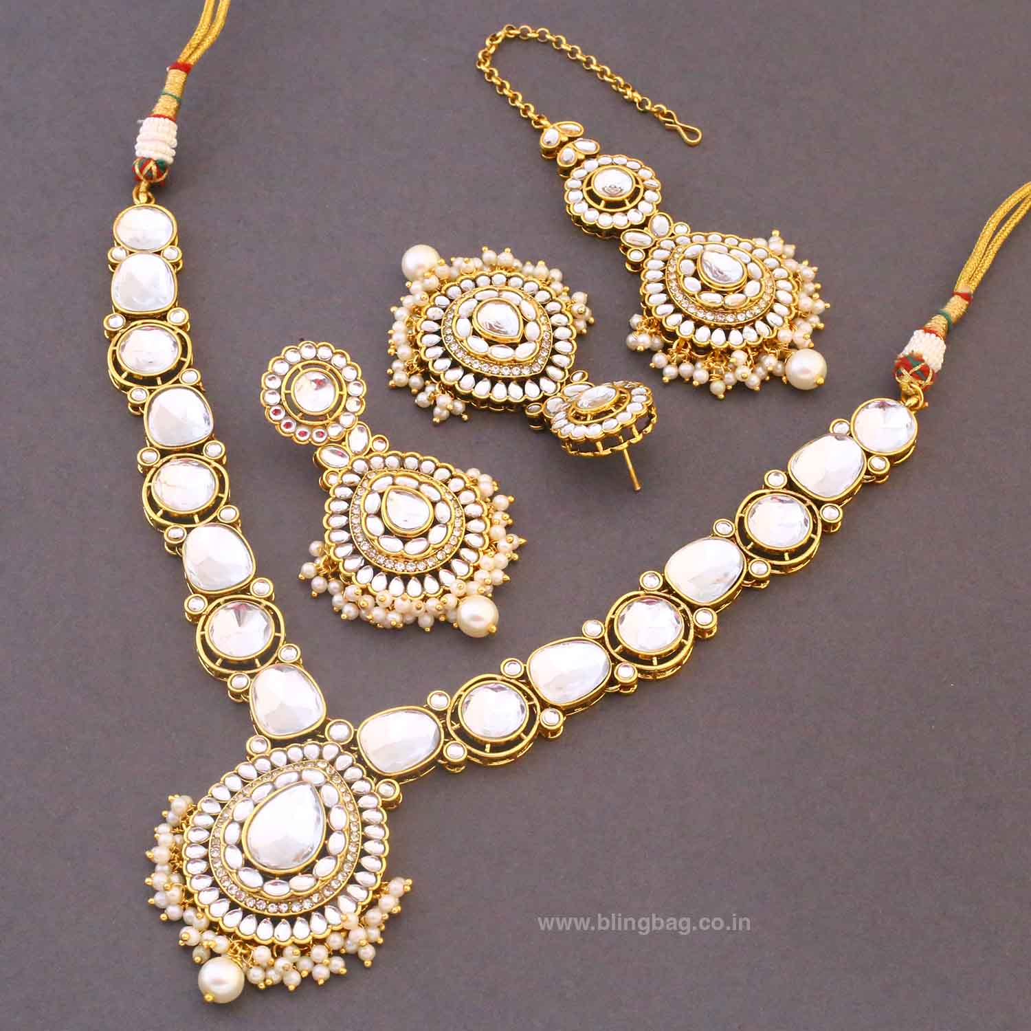 Ivory Umisha Kundan Jewellery Set - Image 5