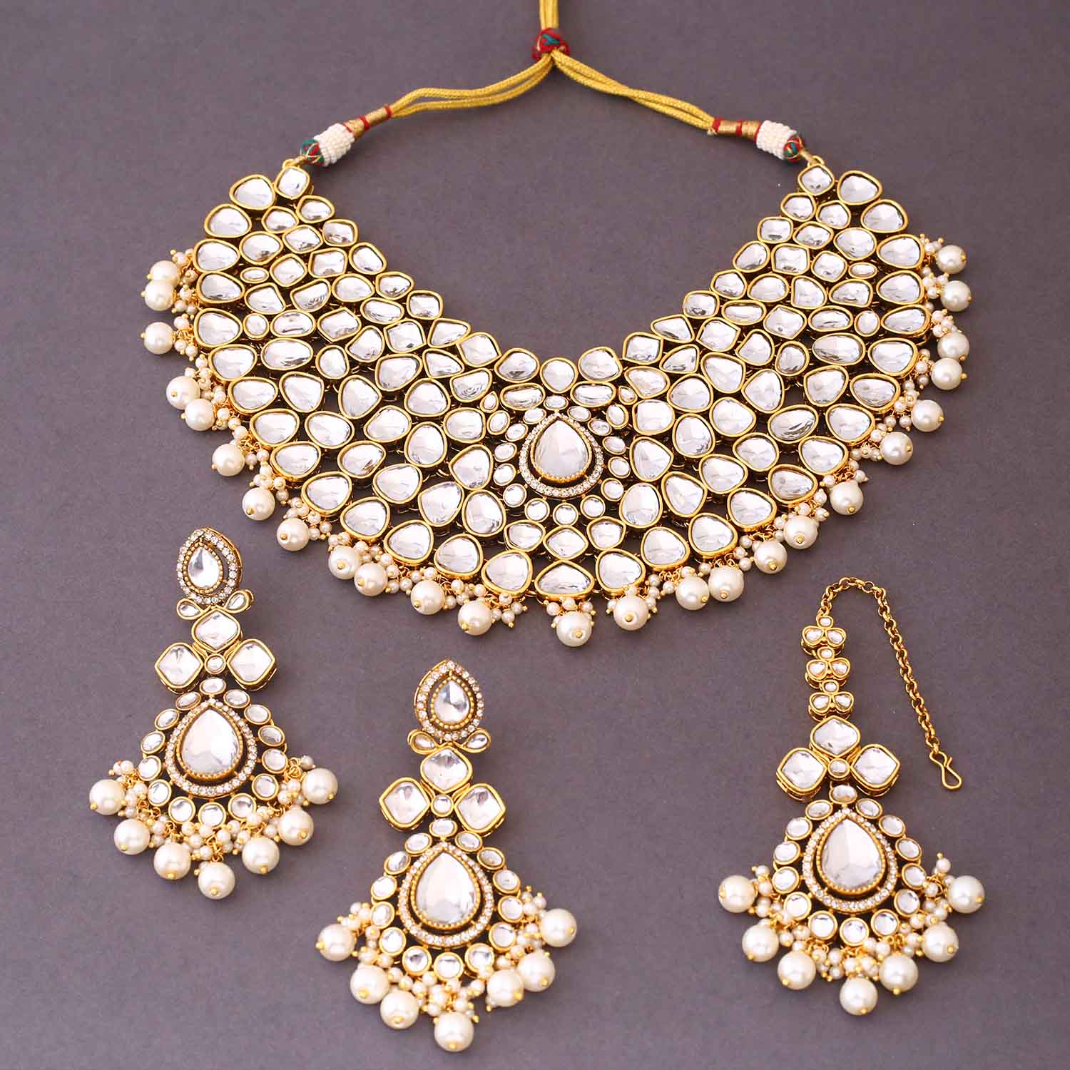 Ivory Vandanti Kundan Jewellery Set - Image 4