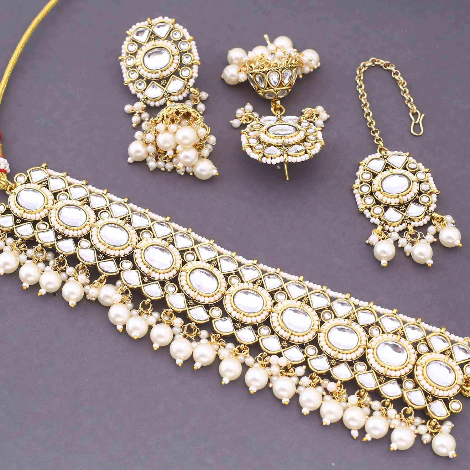 Ivory Viandra Kundan Jewellery Set - Image 5