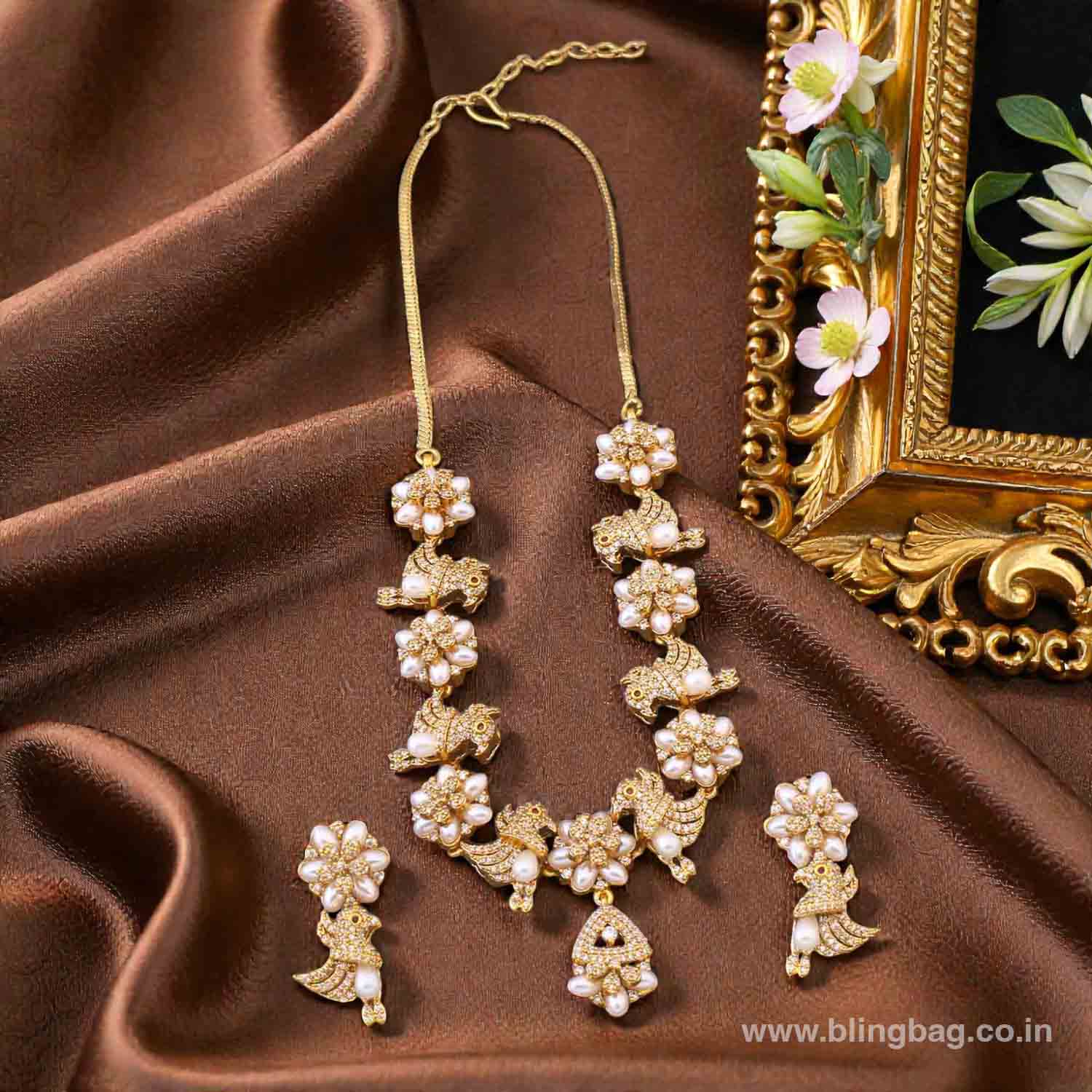Ivory Wenara Victorian Jewellery Set - New Arrival - Image 2