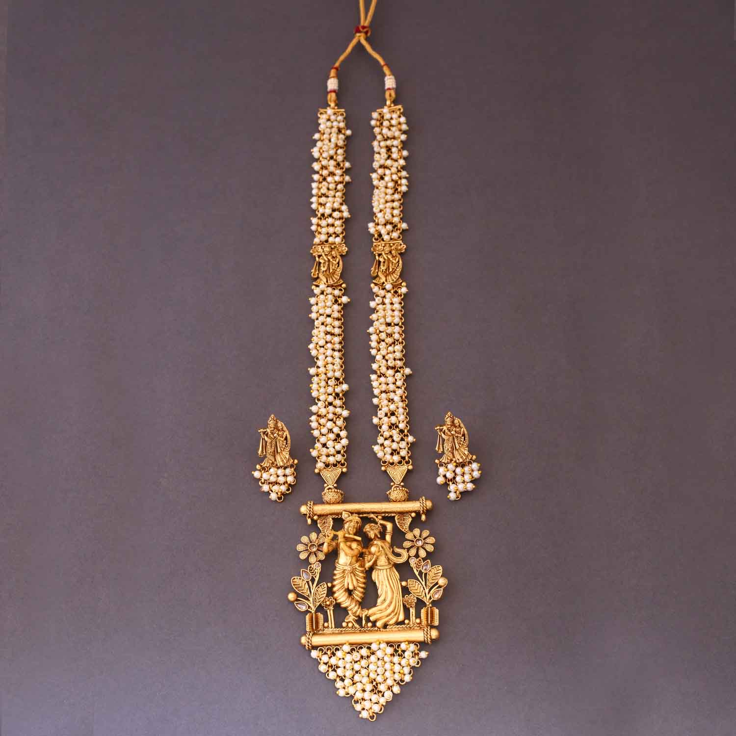Ivory Yashoda Temple Jewellery Set- New Arrival - Image 3