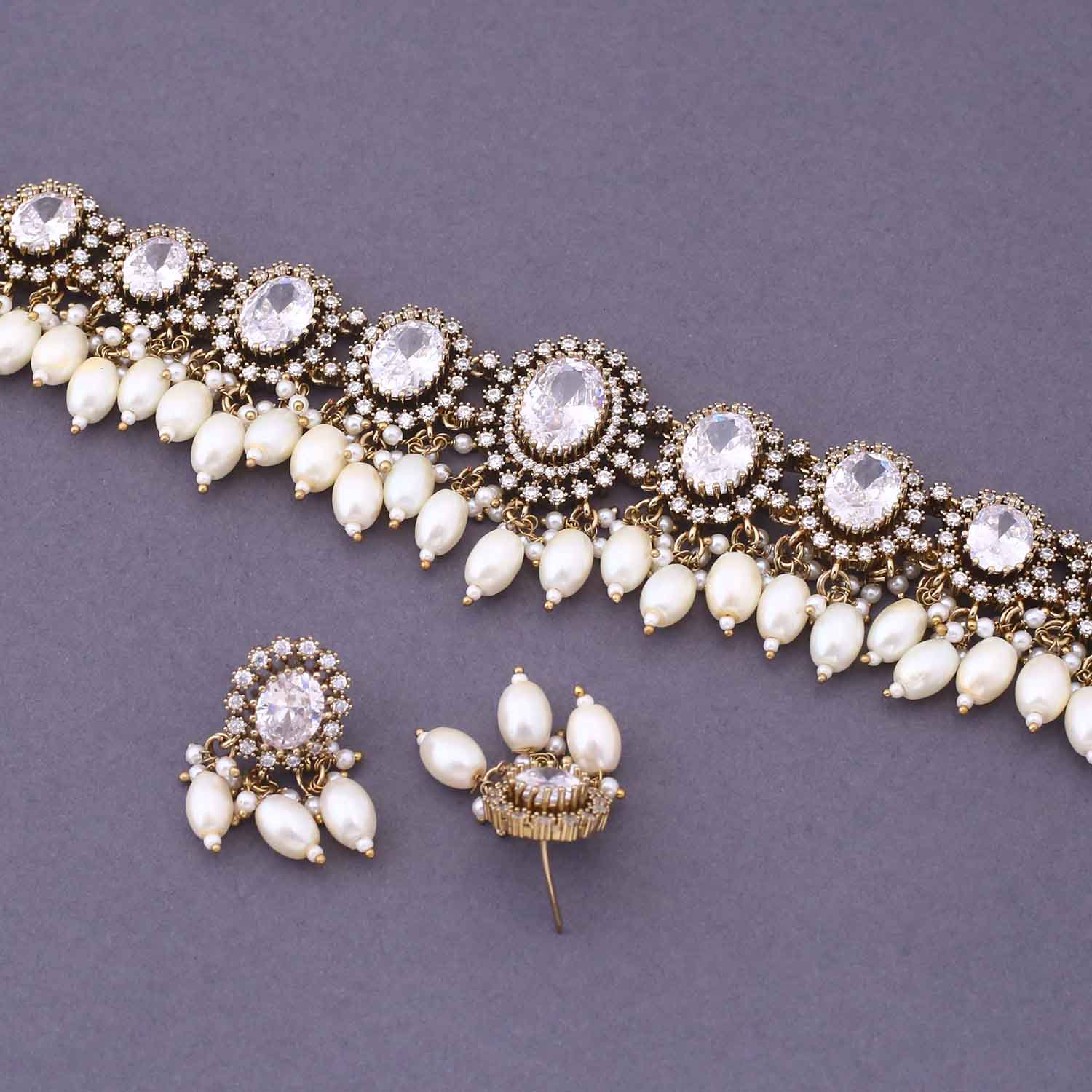 Ivory Zefira Victorian Jewellery Set - New Arrival - Image 4