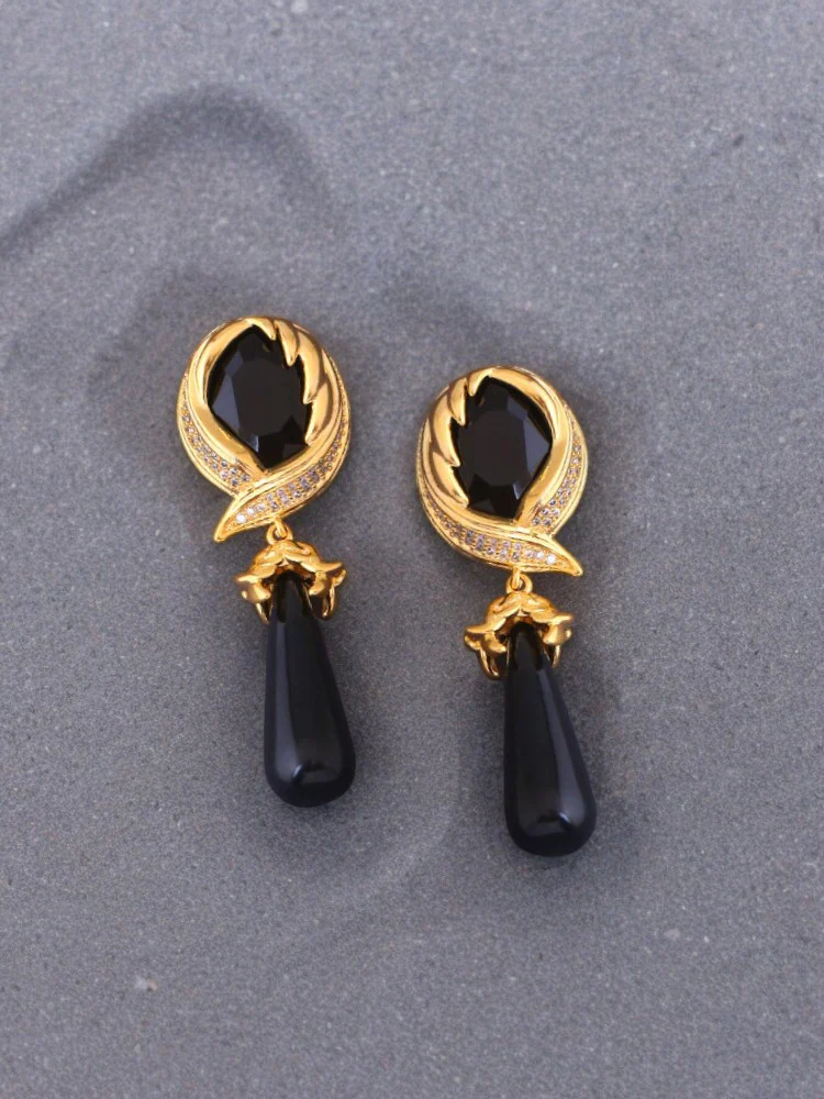 Jet Biet Danglers