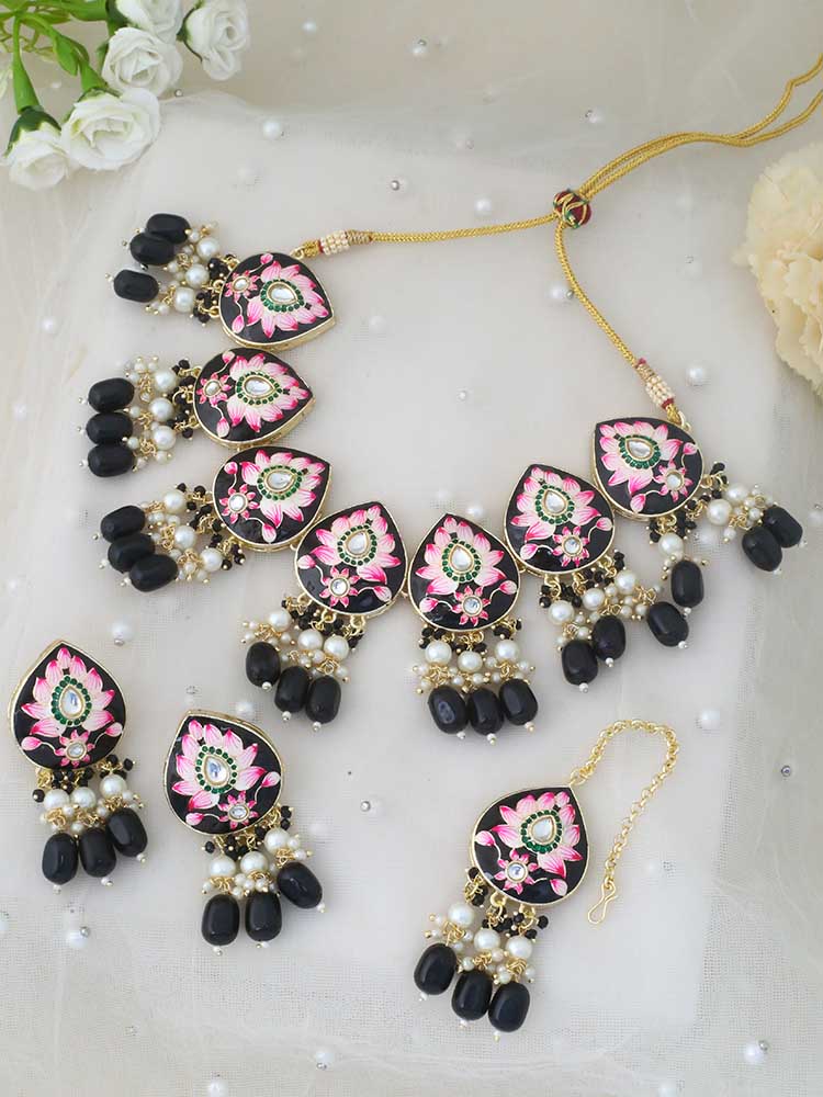 Jet Pradhnya Jewellery Set - Image 3