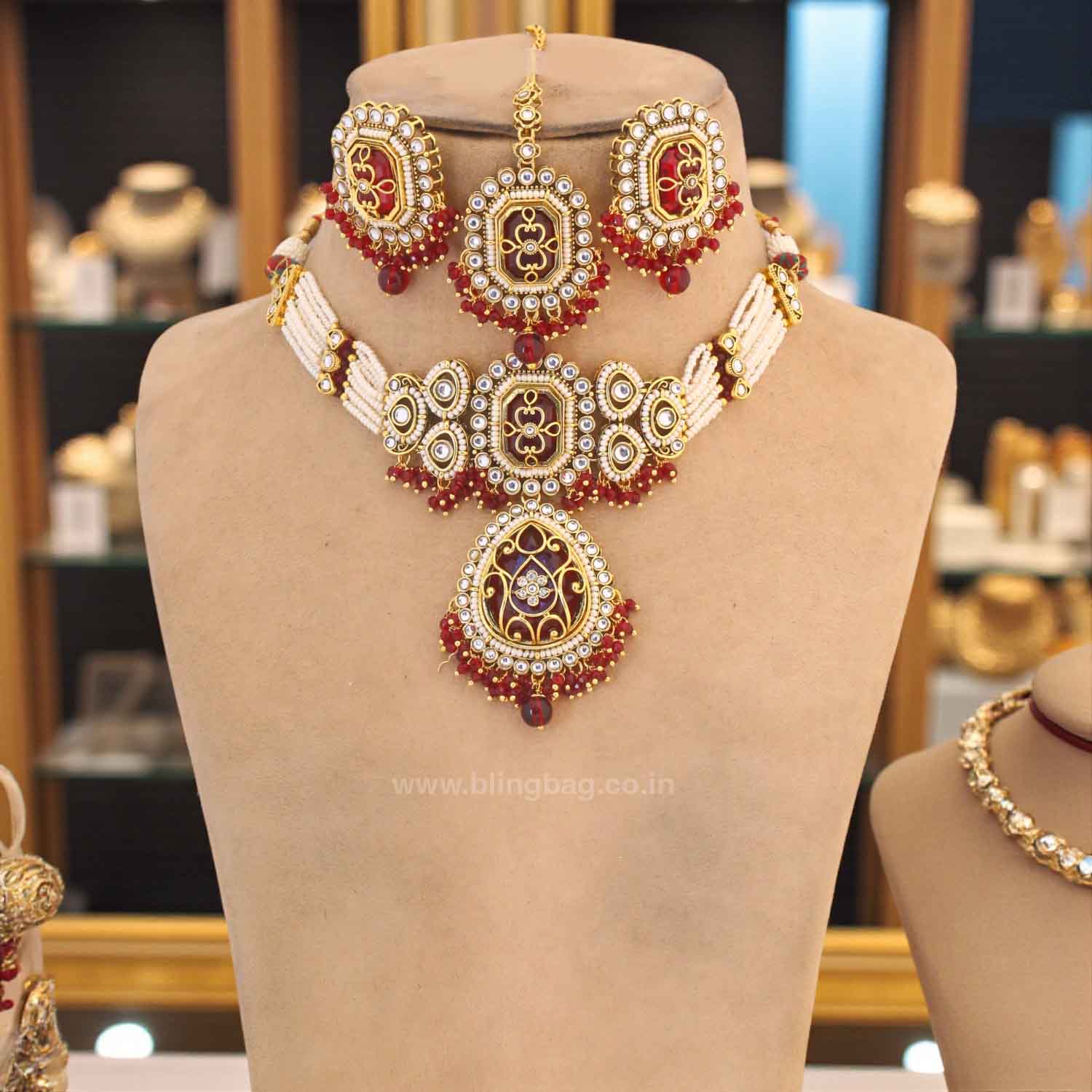 Maroon Ananyaita Kundan Jewellery Set - Image 2