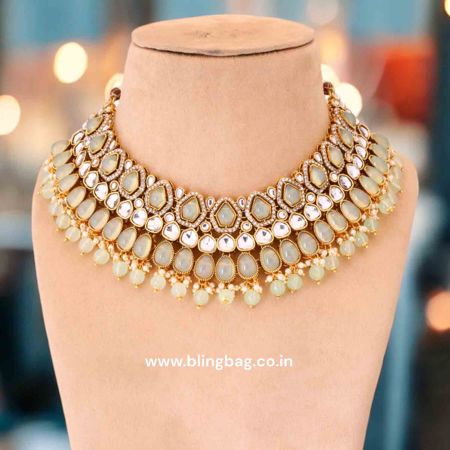 Mint Kaviya Kundan Jewellery Set - Image 2