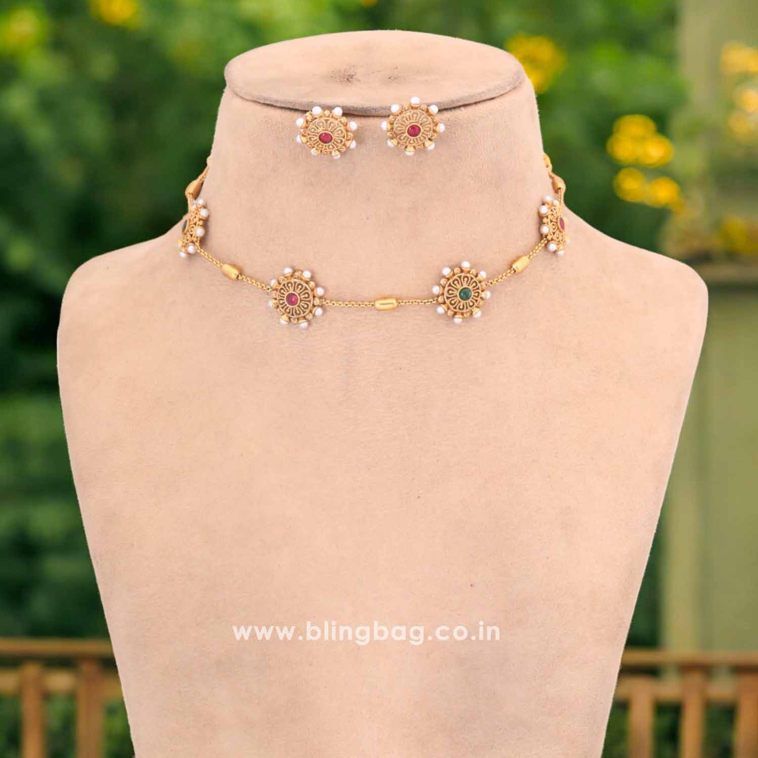 Multicolor Gahana Antique Jewellery Set - New Arrival - Image 2