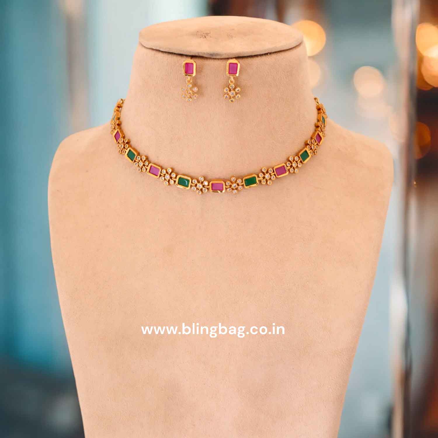 Multicolor Naumic Antique Jewellery Set - New Arrival - Image 2