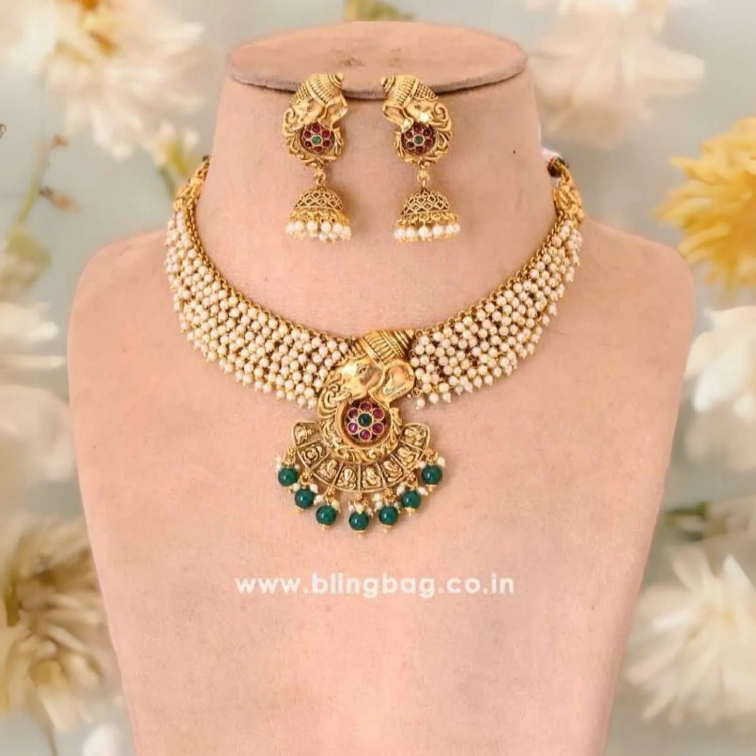 Multicolor Varadavinayak Temple Jewellery Set - Image 2