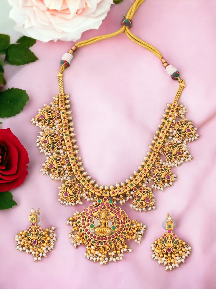 Multicolor Vedavati Temple Jewellery Set - Image 2