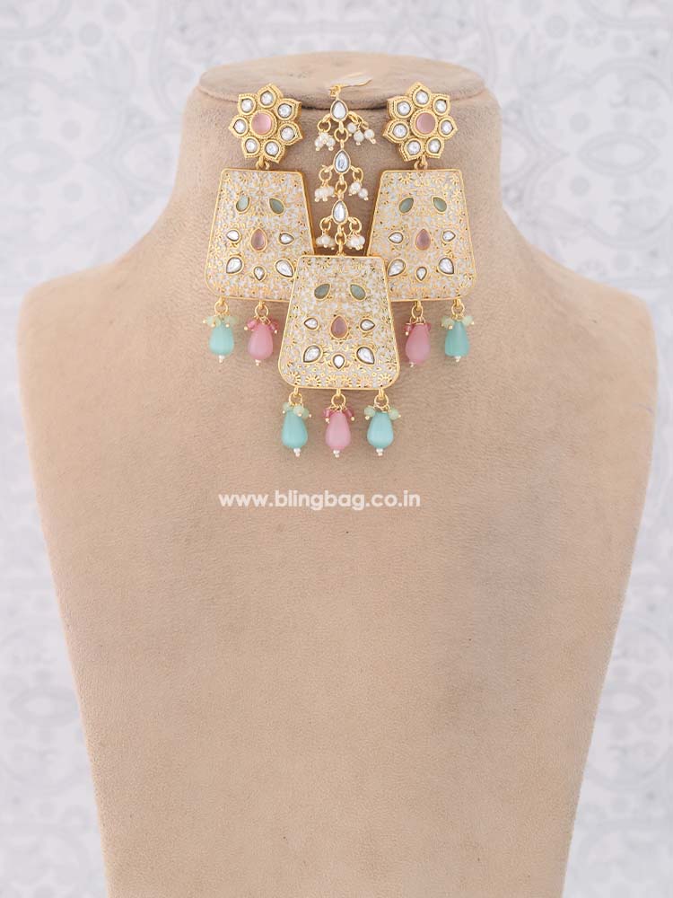 Multicolor Yukta Hasli Kundan Jewellery Set - Image 3
