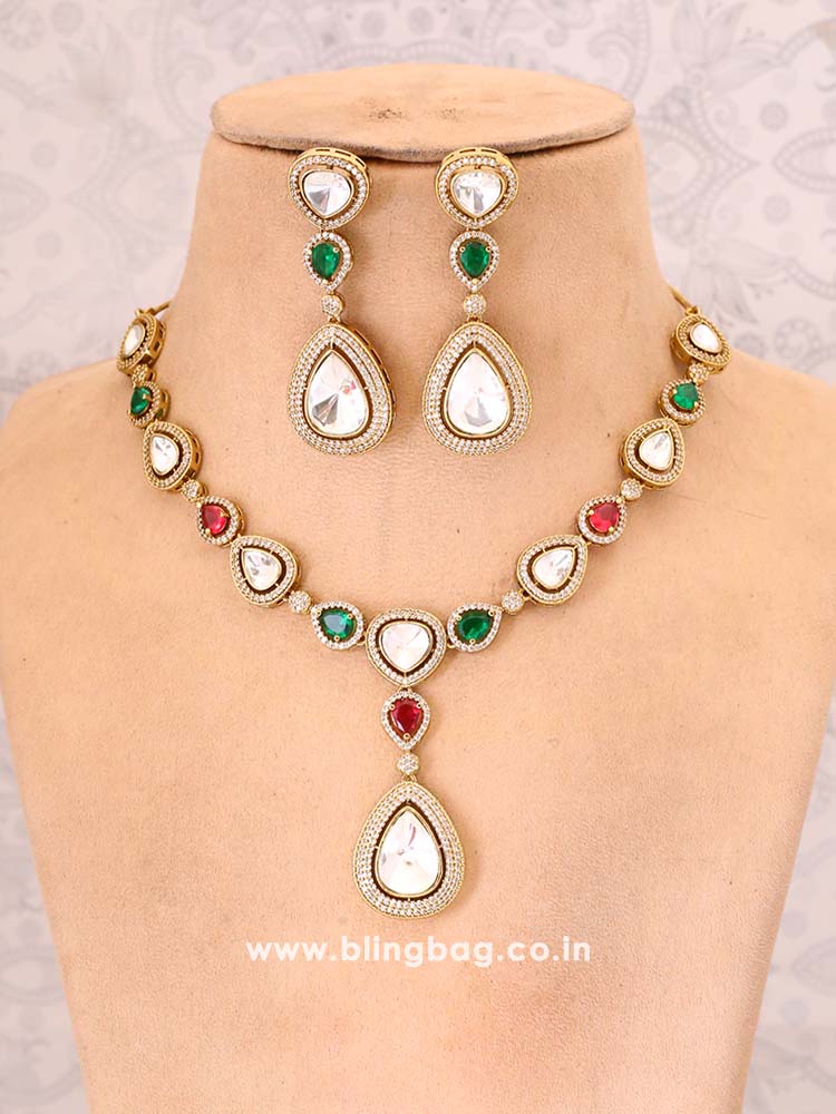 Prismatic Katja Victorian Jewellery Set