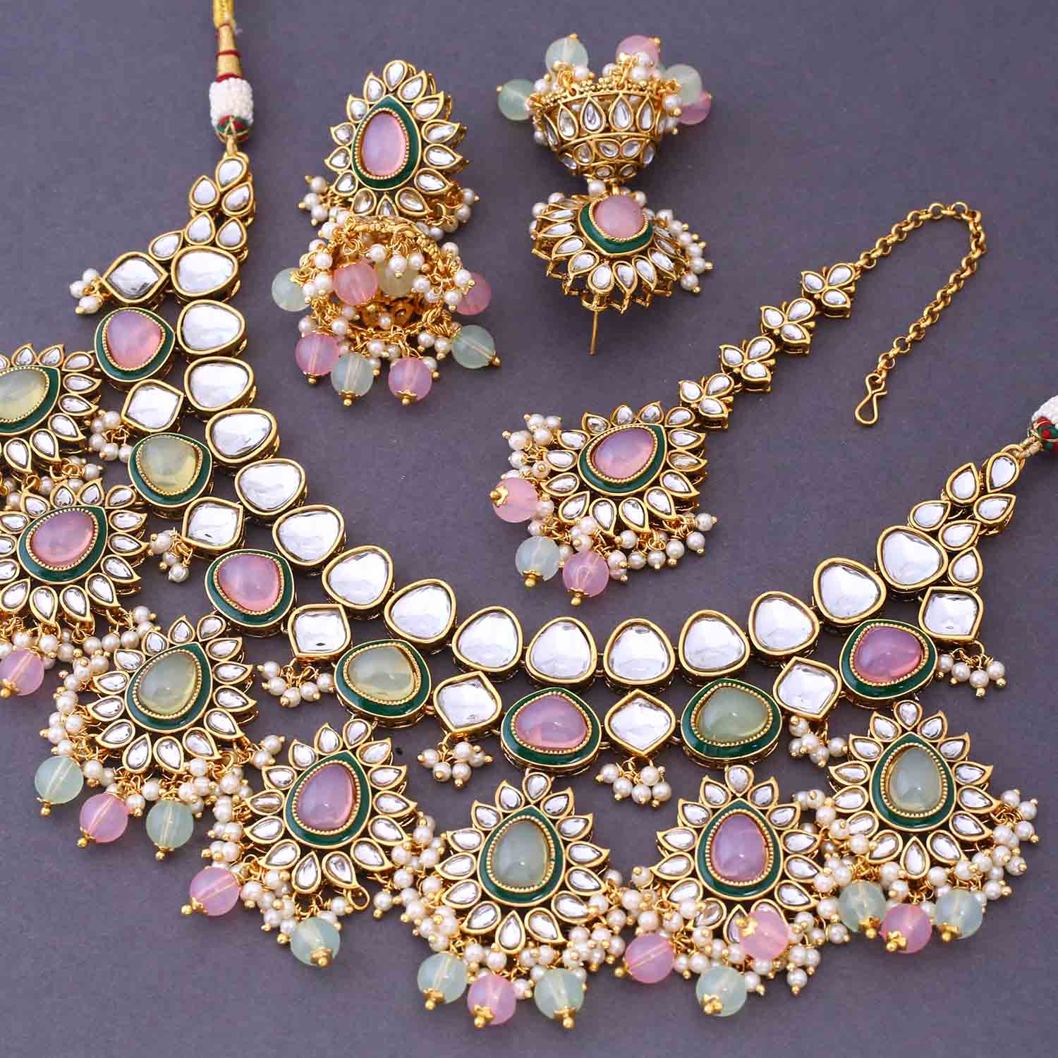 Prismatic Maanvita Kundan Jewellery Set - Image 4