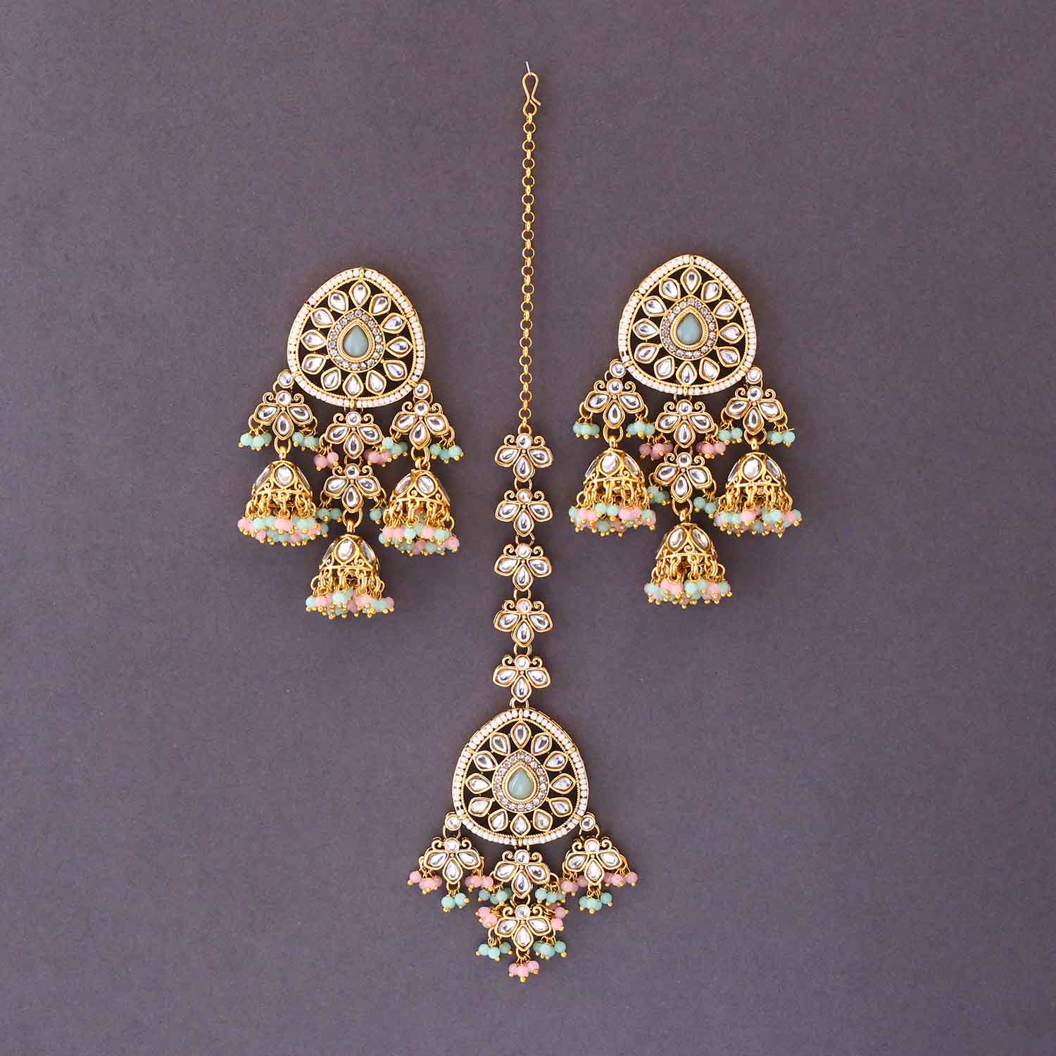 Prismatic Shatavari Maang Tikka Set - Image 3