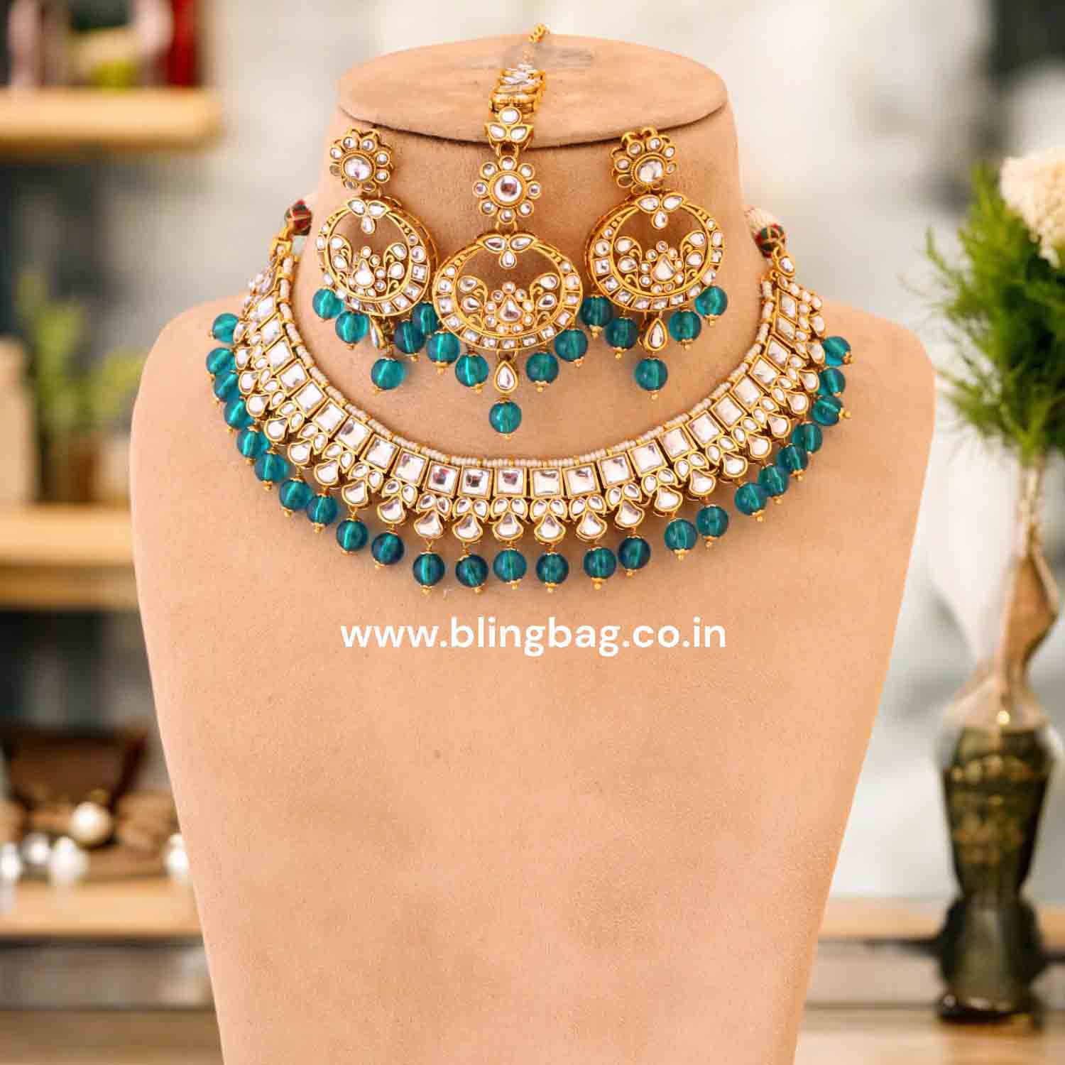 Rama Aaria Kundan Jewellery Set - Image 2