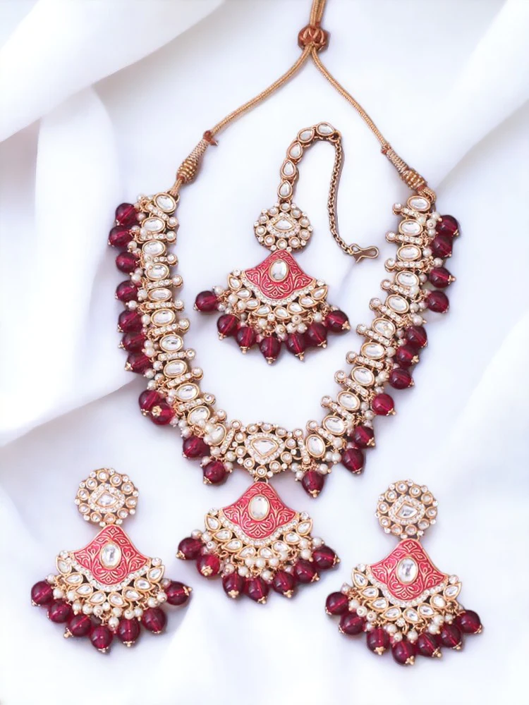 Rani Cheshta Kundan Jewellery Set