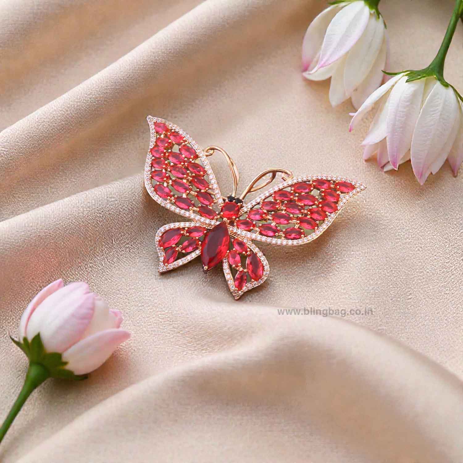 Rani Wings Brooch - Image 2