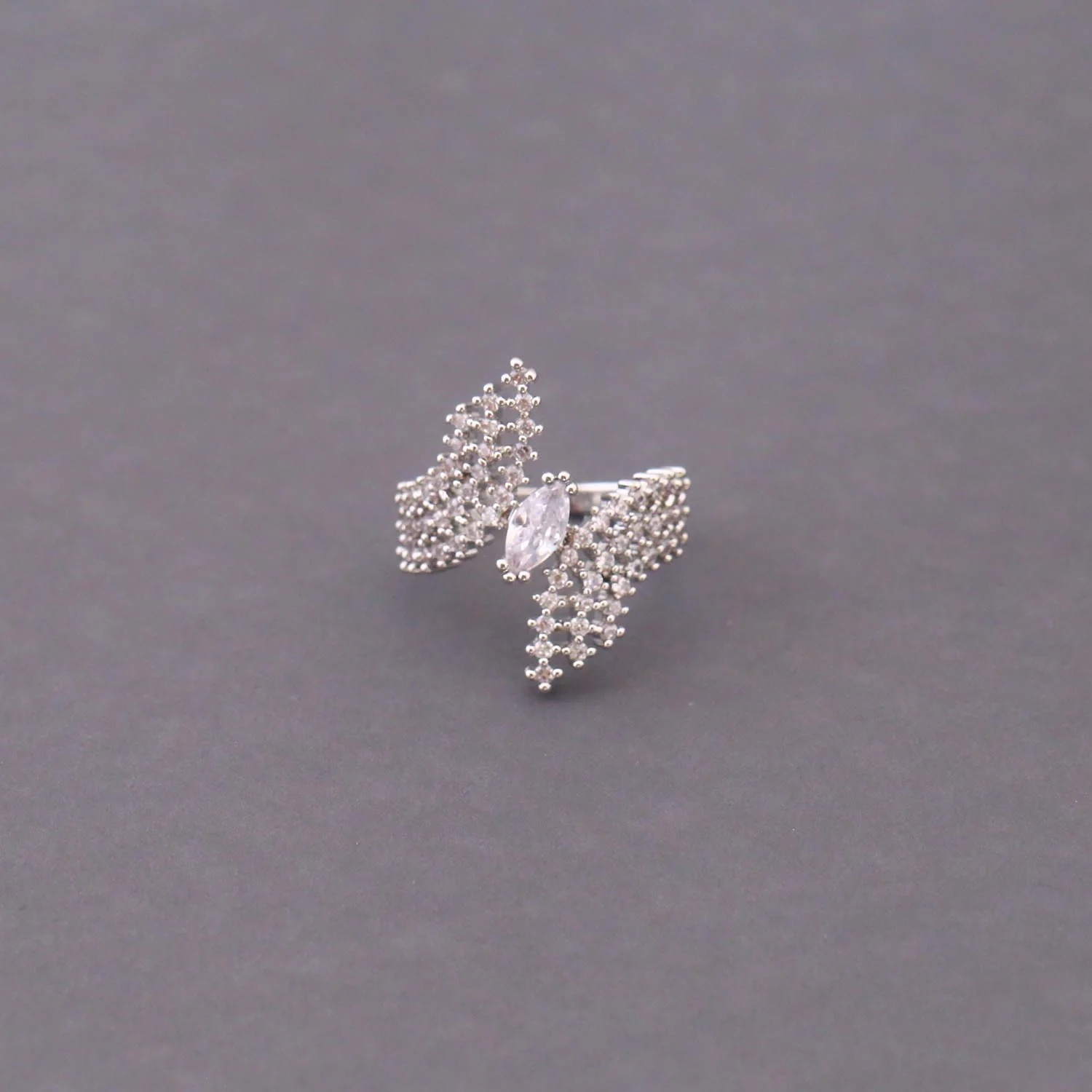 Silver Jackson Zirconia Ring - Image 3