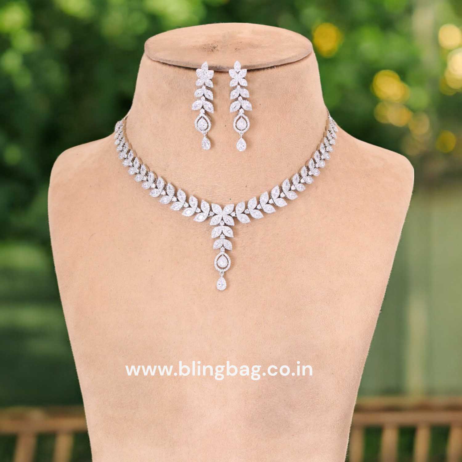Silver Lovis Zirconia Jewellery Set - Image 2