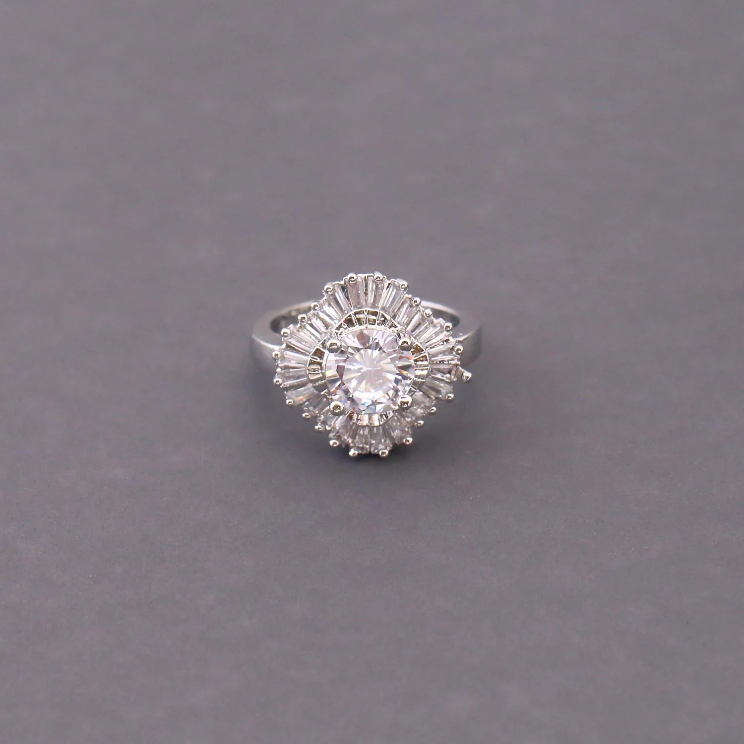Silver Ovira Zirconia Ring - Image 3