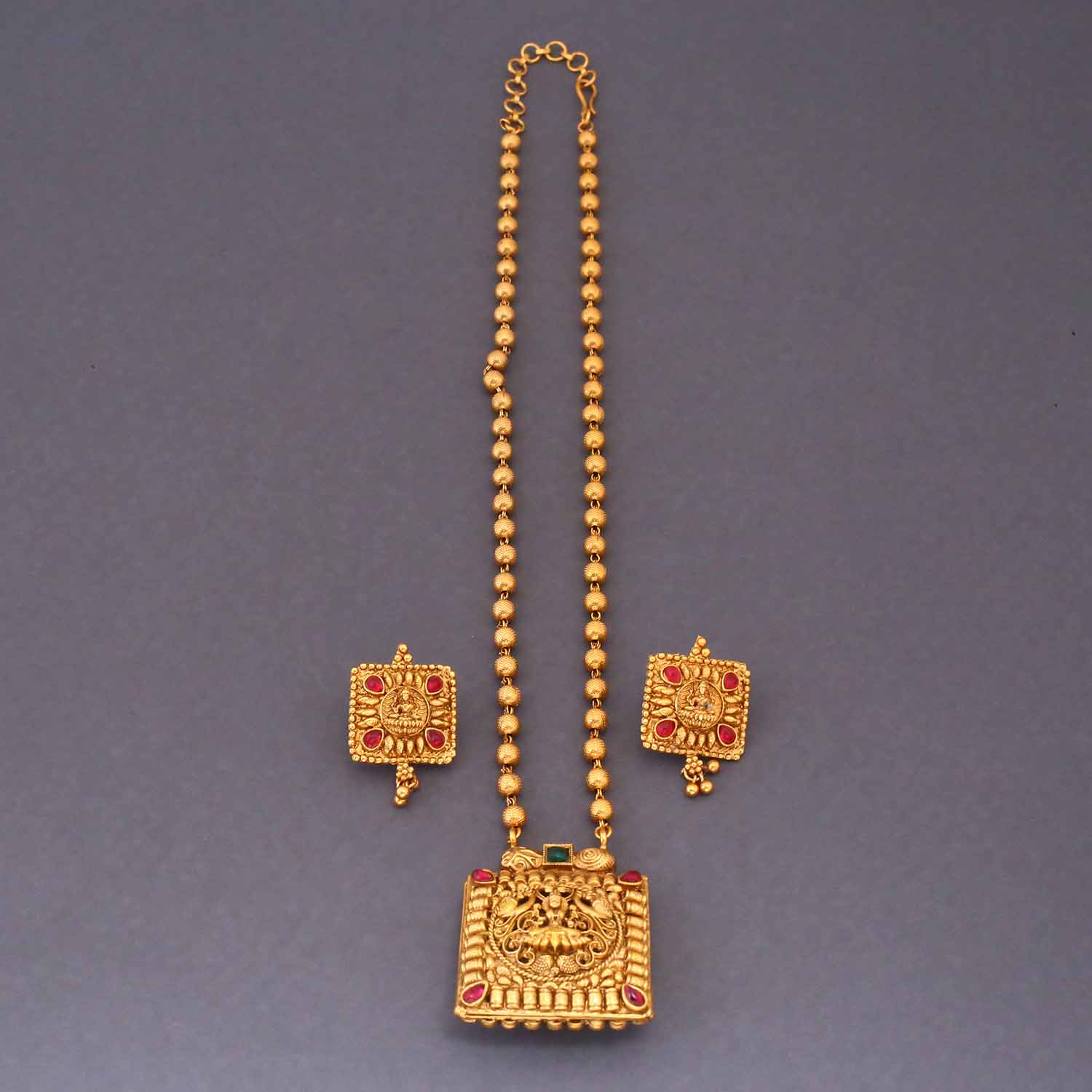 Varina Reversible Temple Jewellery Set- New Arrival - Image 5