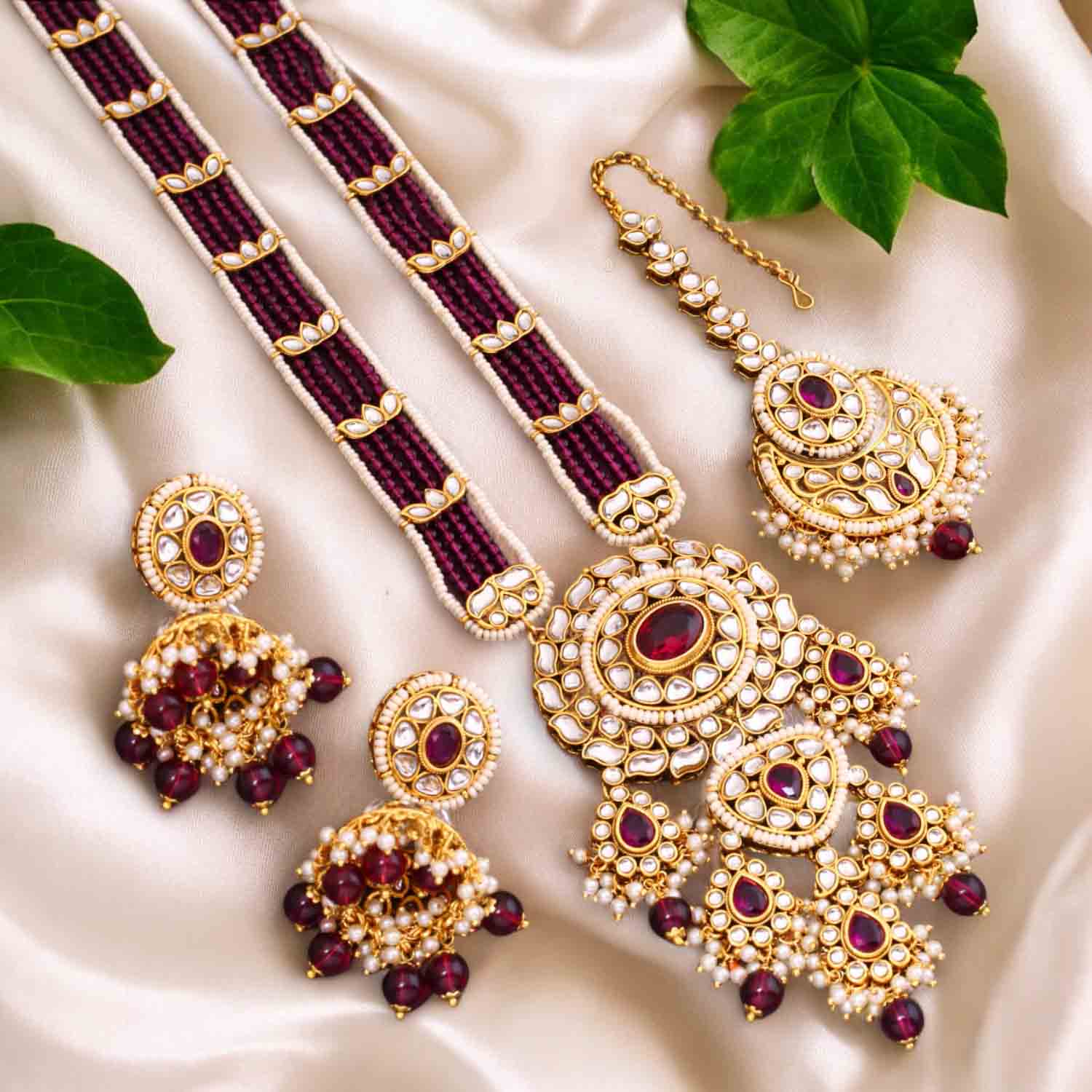 Wine Yashashvi Kundan Jewellery Set